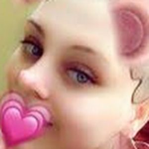 Meet your Posher, Destini